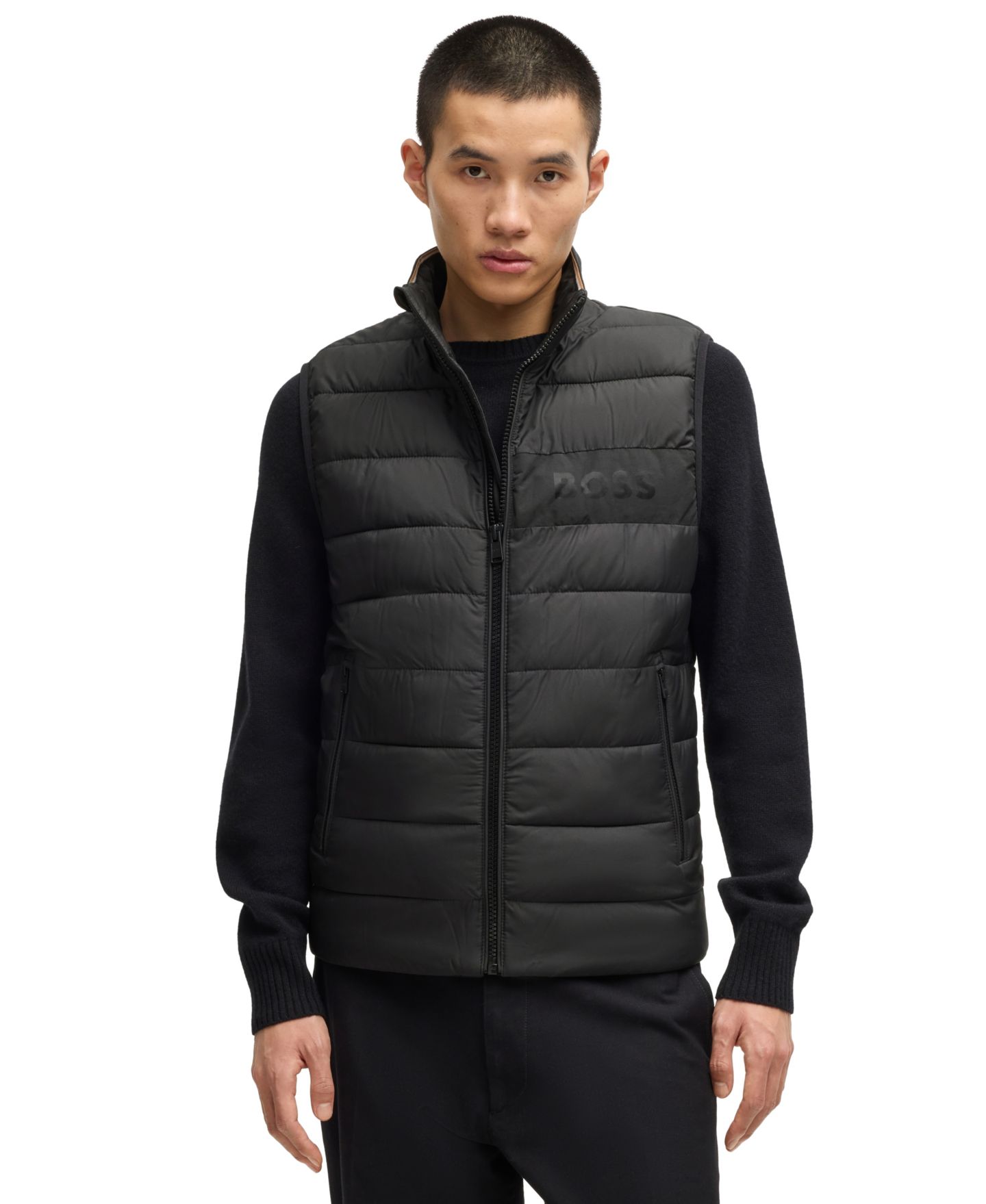 Мужской жилет Hugo Boss Water-Repellent Tonal Logo Gilet Vest, цвет: Чёрный — фото 1
