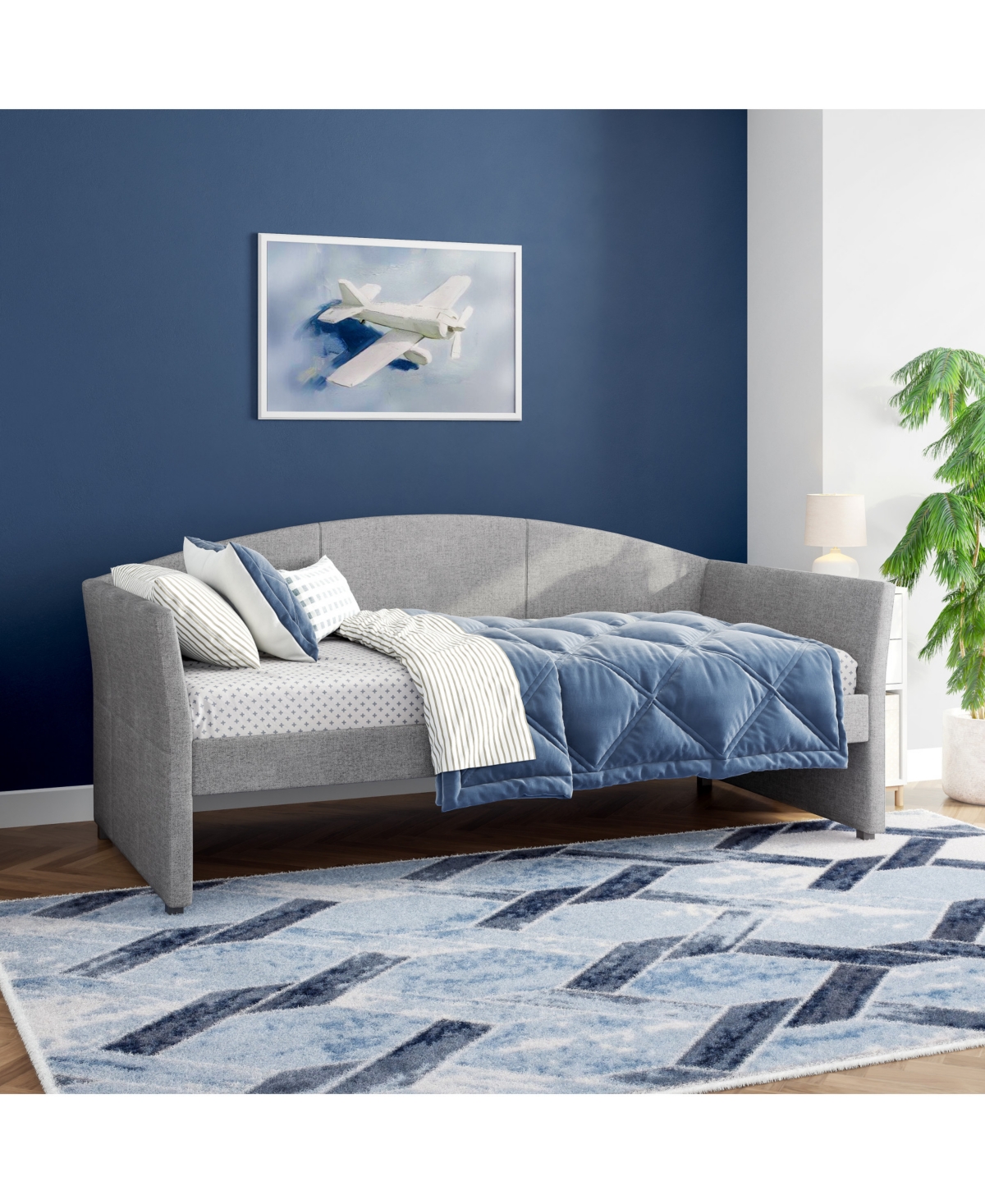 Hillsdale Westchester Upholstered Daybed - Twin