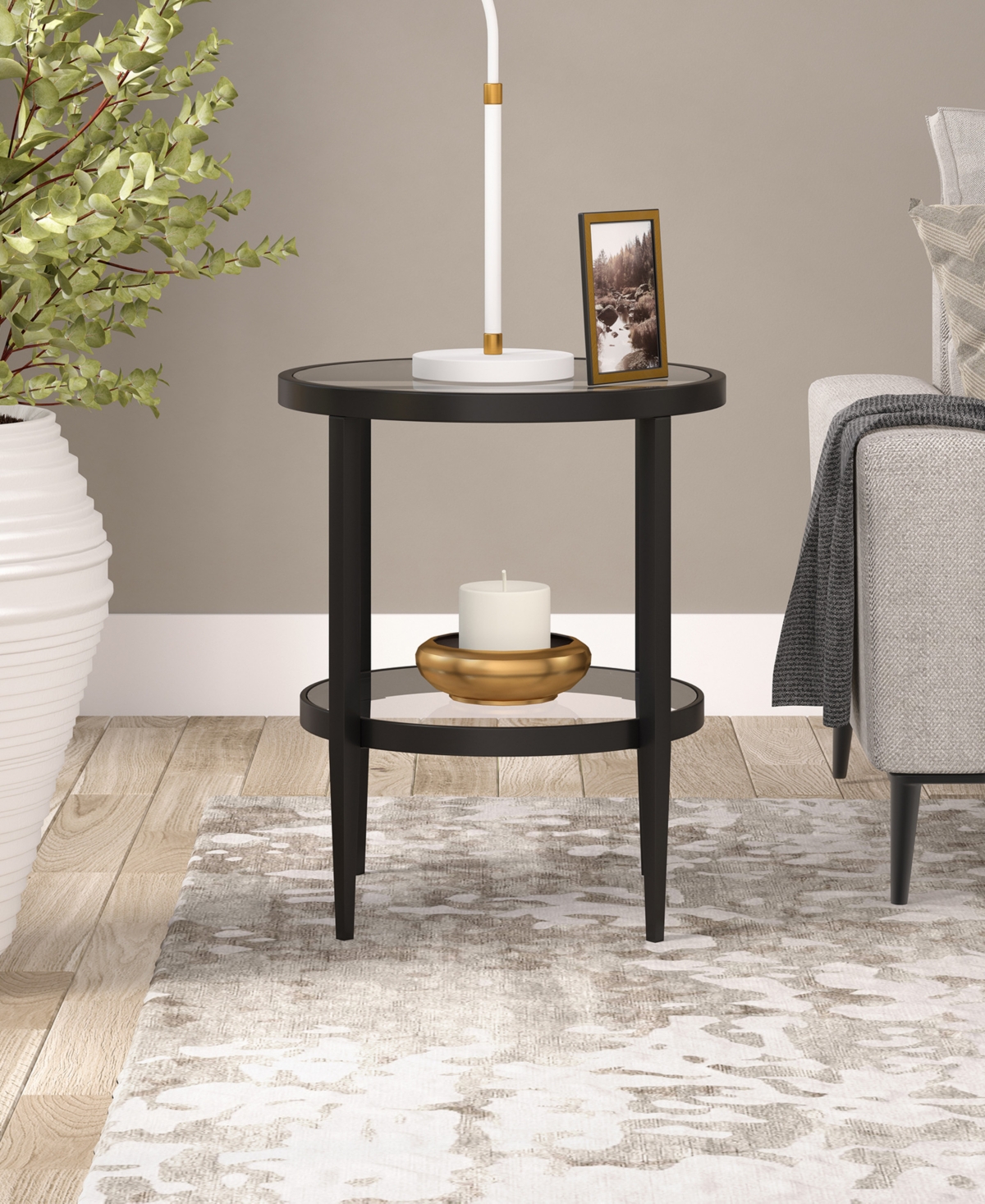 Hudson & Canal Hera 20" Wide Round Side Table with Glass Shelf