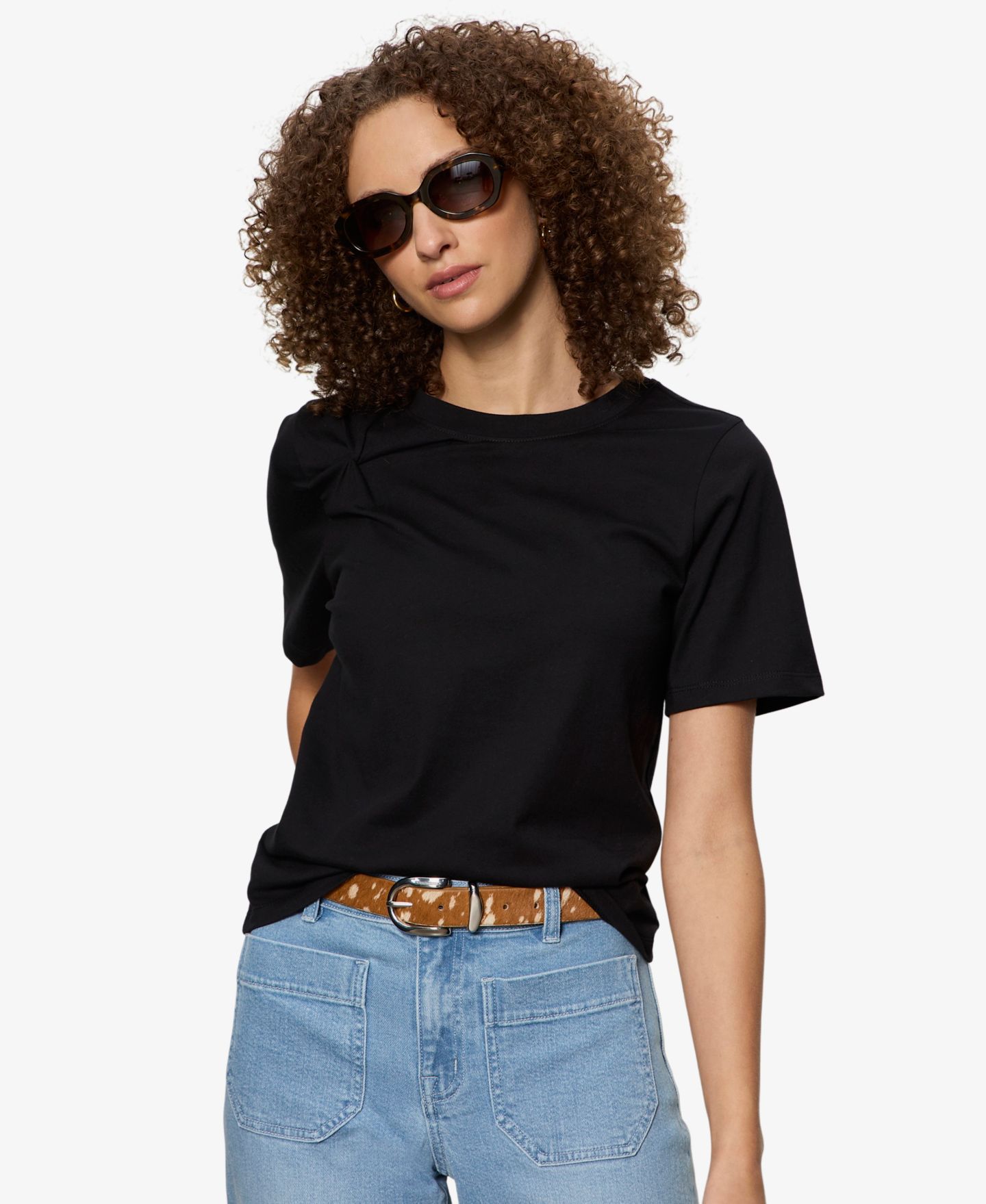 Женская футболка Sanctuary Soft Twist Detail Crew Neck, цвет: Чёрный — фото 1