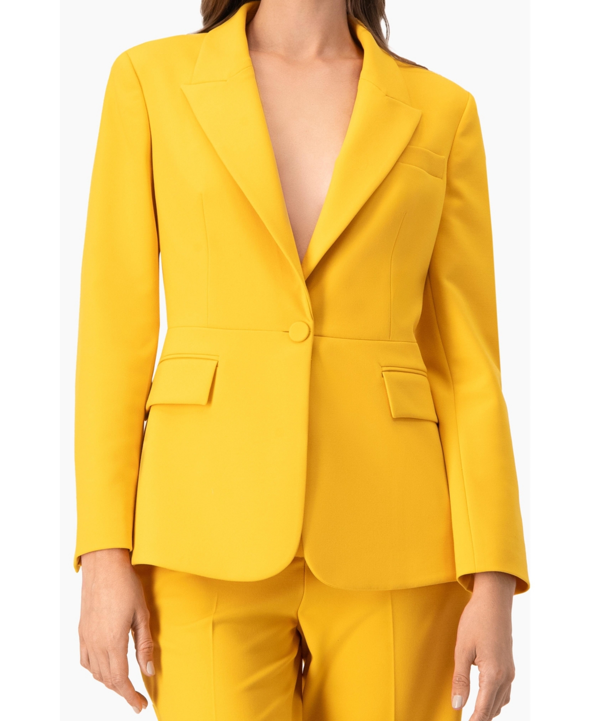 Ivonne Women's Tailored Blazer with Flap Pockets
