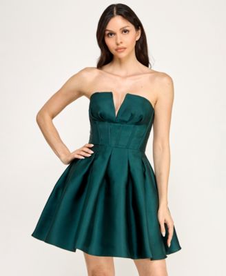Juniors' Corset Strapless V-Neck Dress