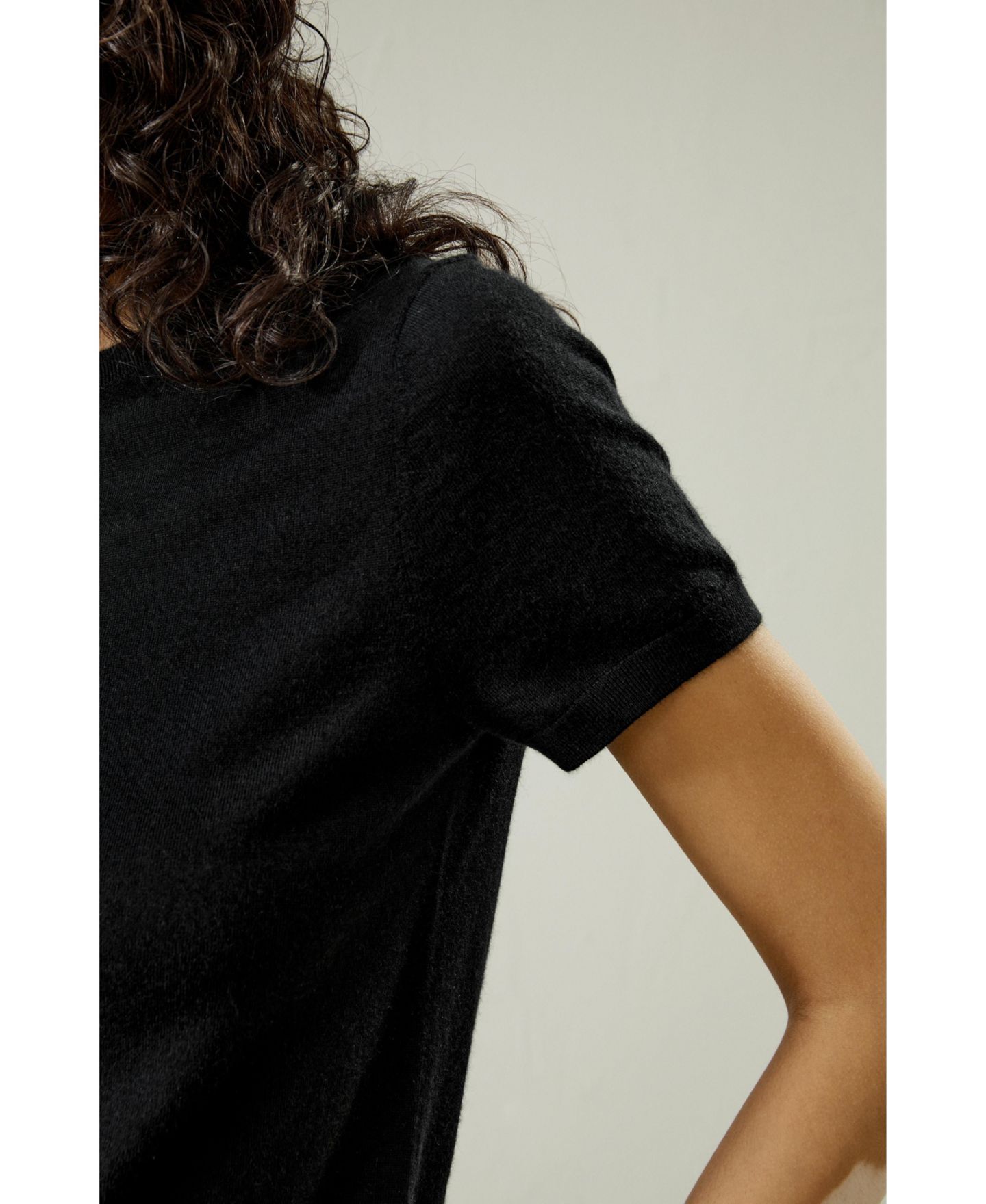 Женский свитер LILYSILK Cashmere Round Neck, цвет: Чёрный — фото 4