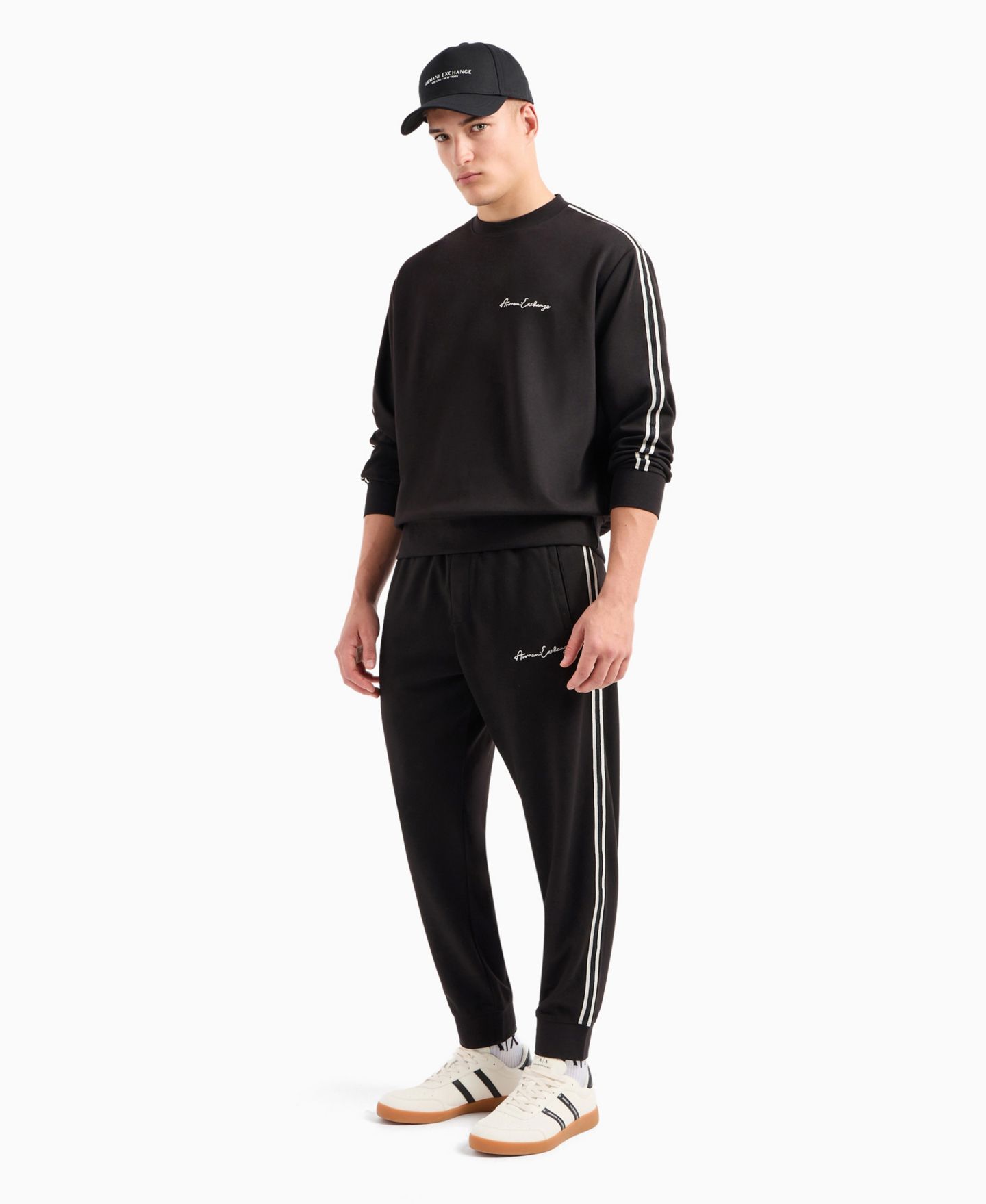Мужской свитшот A|X Armani Exchange Striped Sleeve Logo, цвет: Чёрный — фото 5
