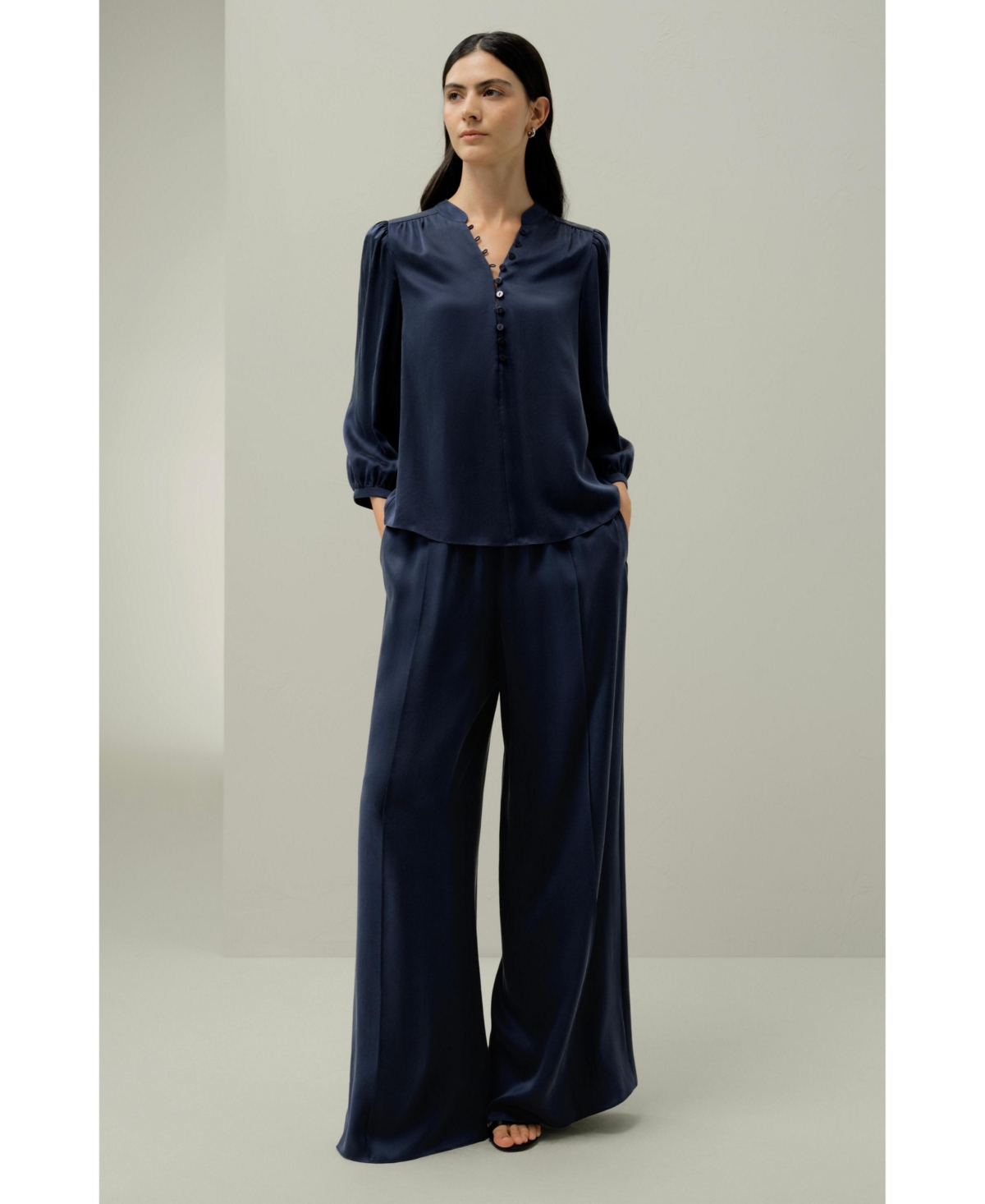 Lilysilk Women's X Melissa Murrell Silk Suede V-Neck Blouse