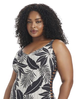 Plus Size Island Time Scoop Neck One-Piece Swimsuit