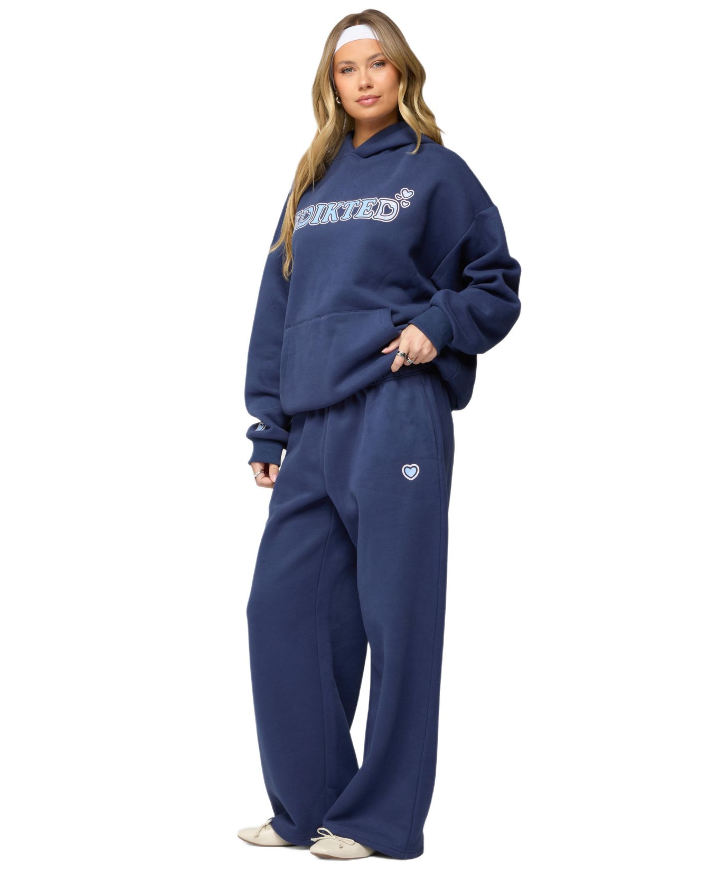 Женские брюки Edikted Glitter Girl Sweatpants, цвет: Тёмно-синий — фото 3