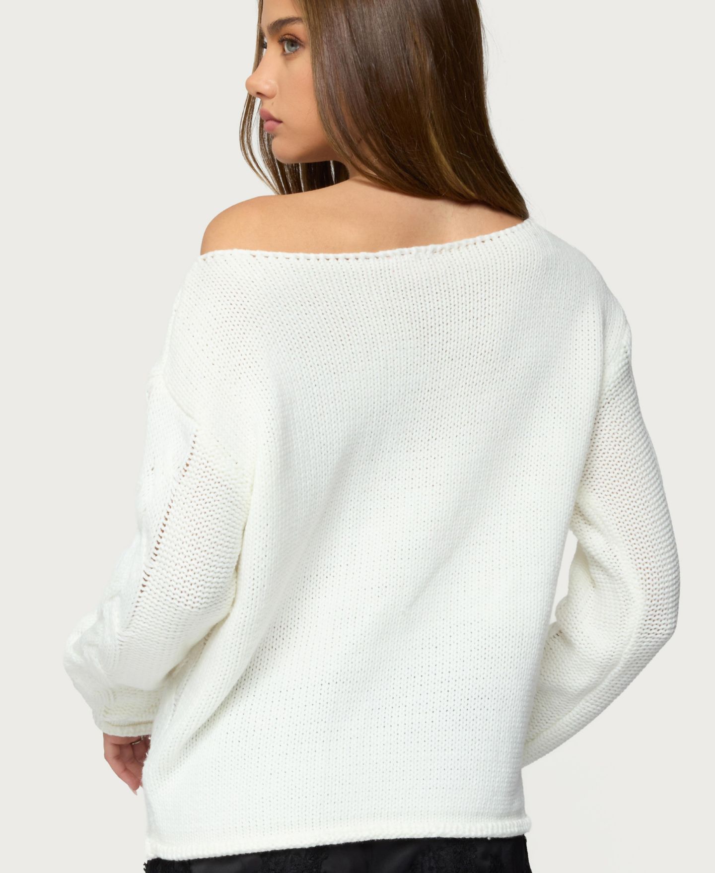 Женский свитер Edikted Nellie Off Shoulder Cable Knit, цвет: Кремовый — фото 2