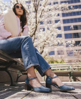 Women's Evangeline Block Heel Square Toe Pumps