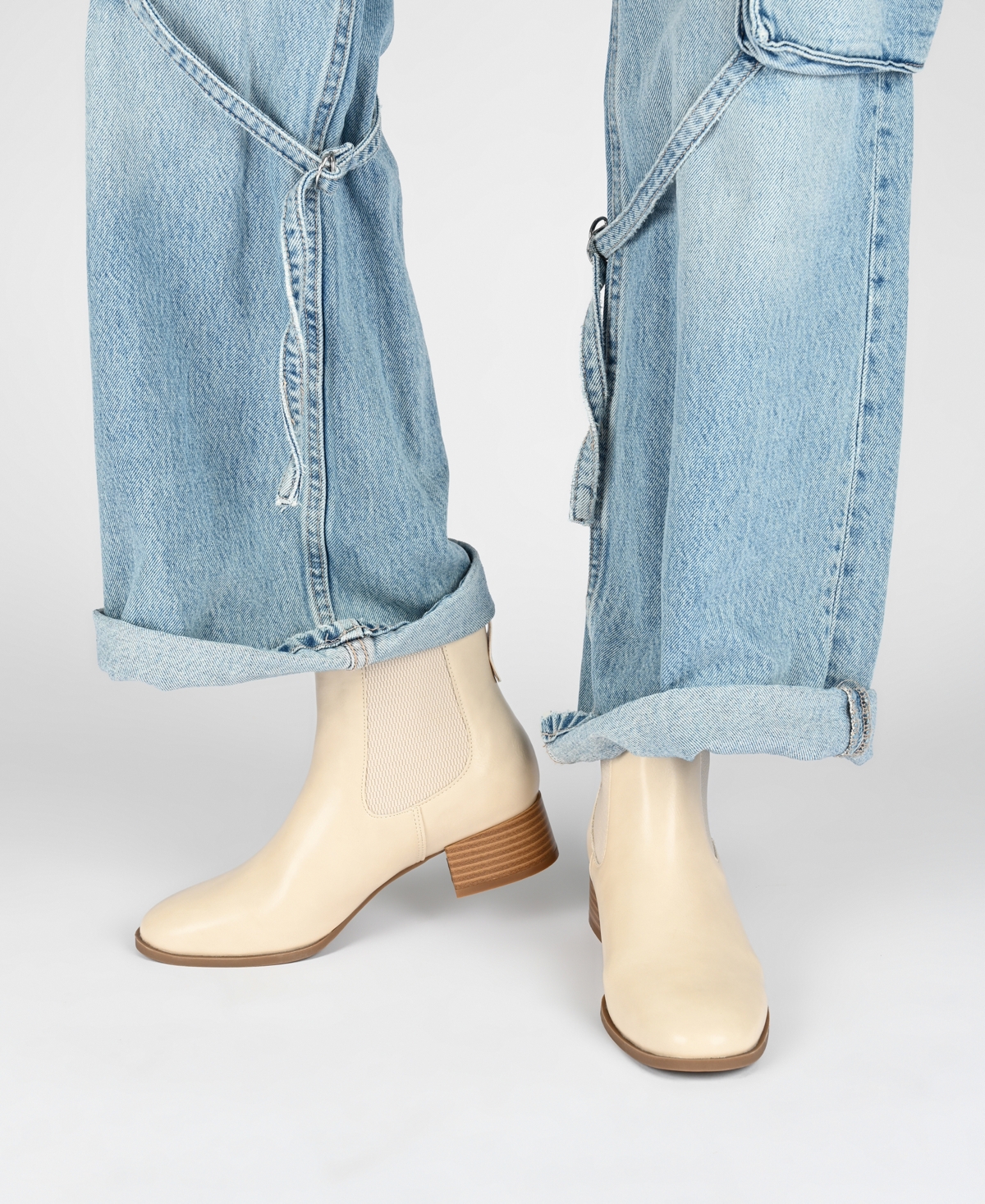 Journee Collection Women's Chayse Chelsea Booties