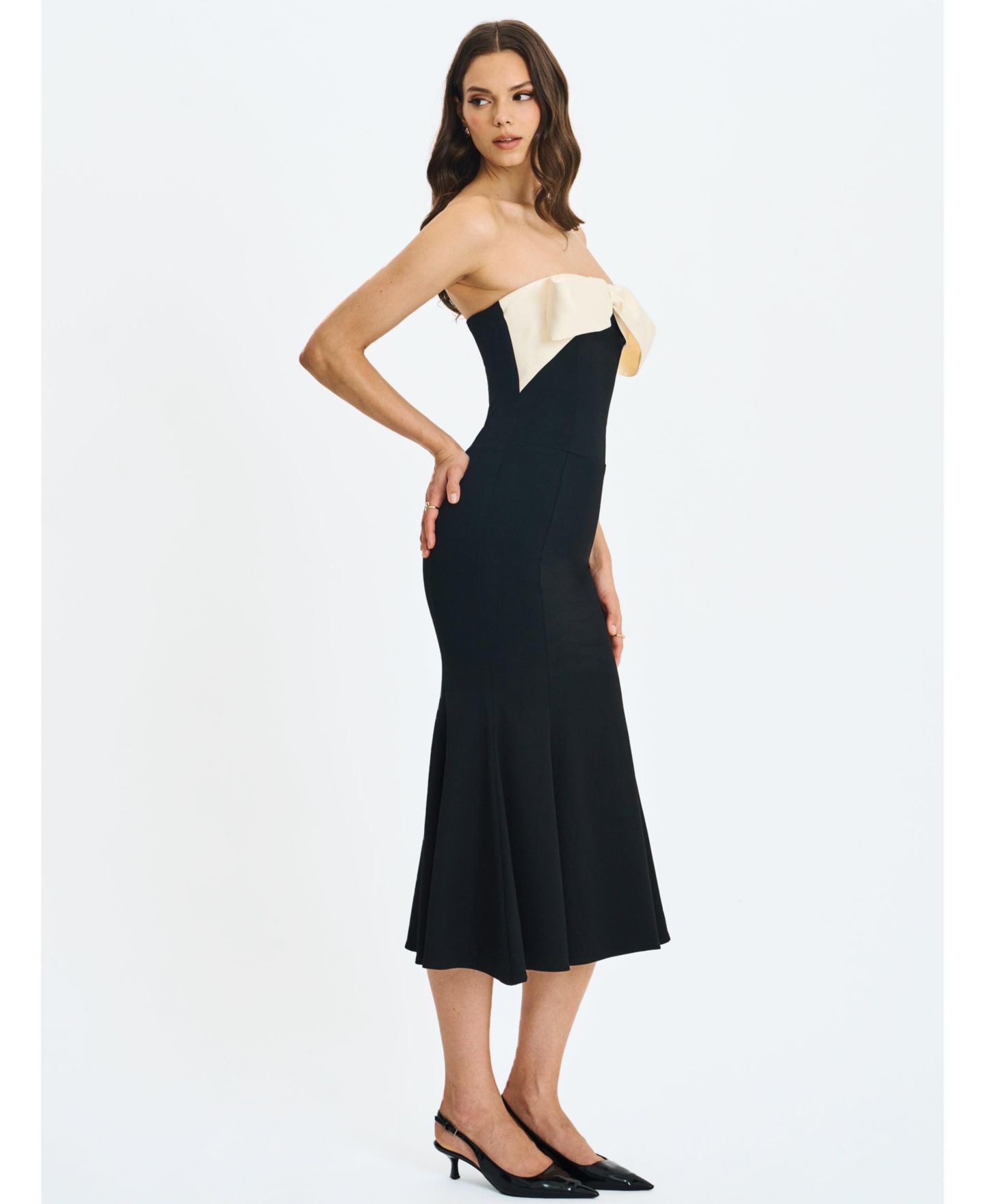 Женское платье Miss Circle Saige Black Mermaid Maxi with Ivory Bow Bustline, цвет: Чёрный — фото 5