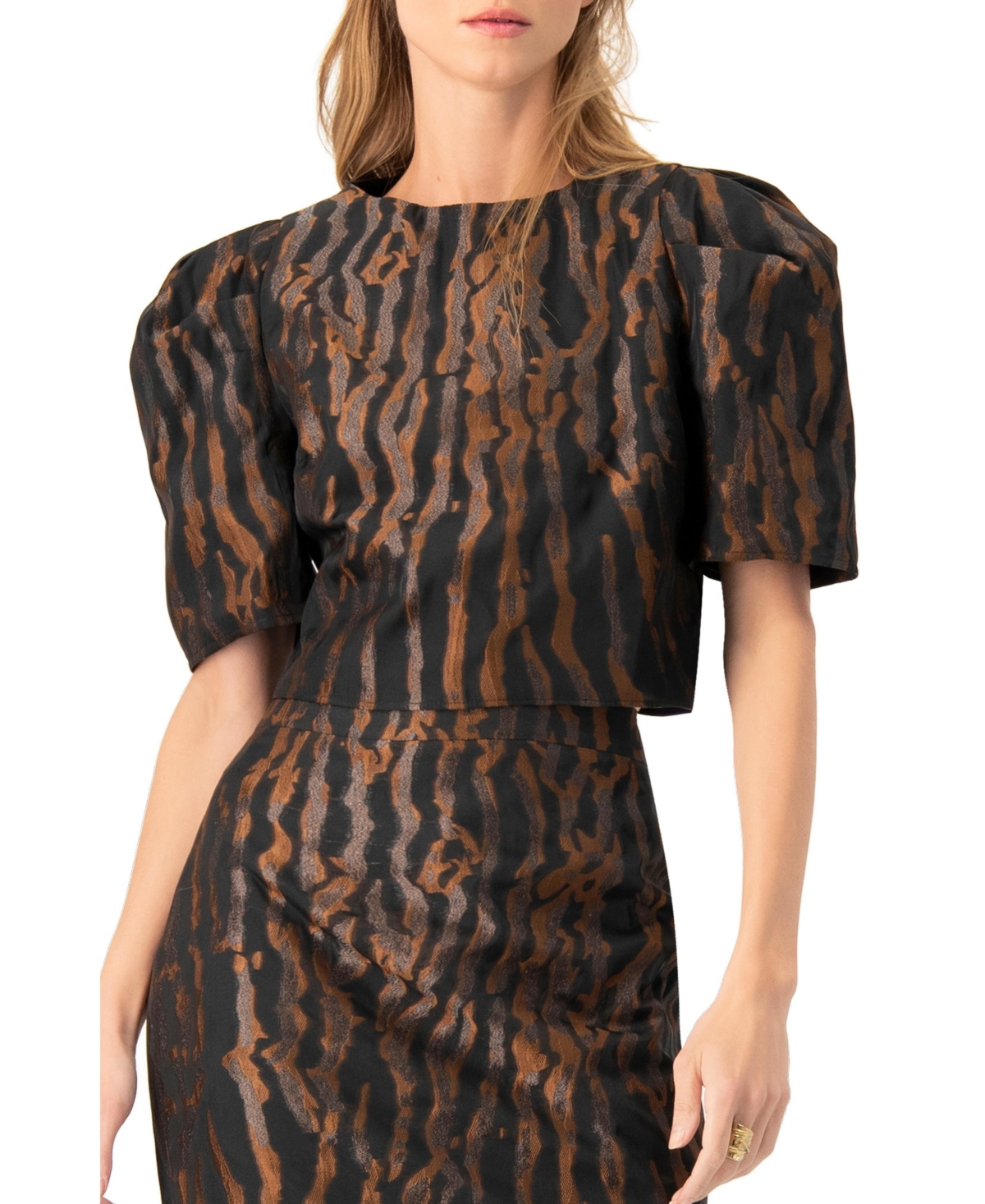 Ivonne Women's Short Puff Sleeve Jacquard Blouse