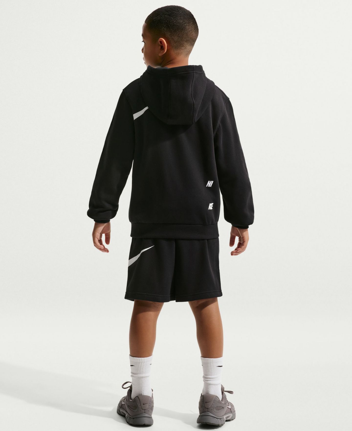 Детское худи Nike Sportswear Club Long-Sleeve, цвет: Чёрный / Белый — фото 5