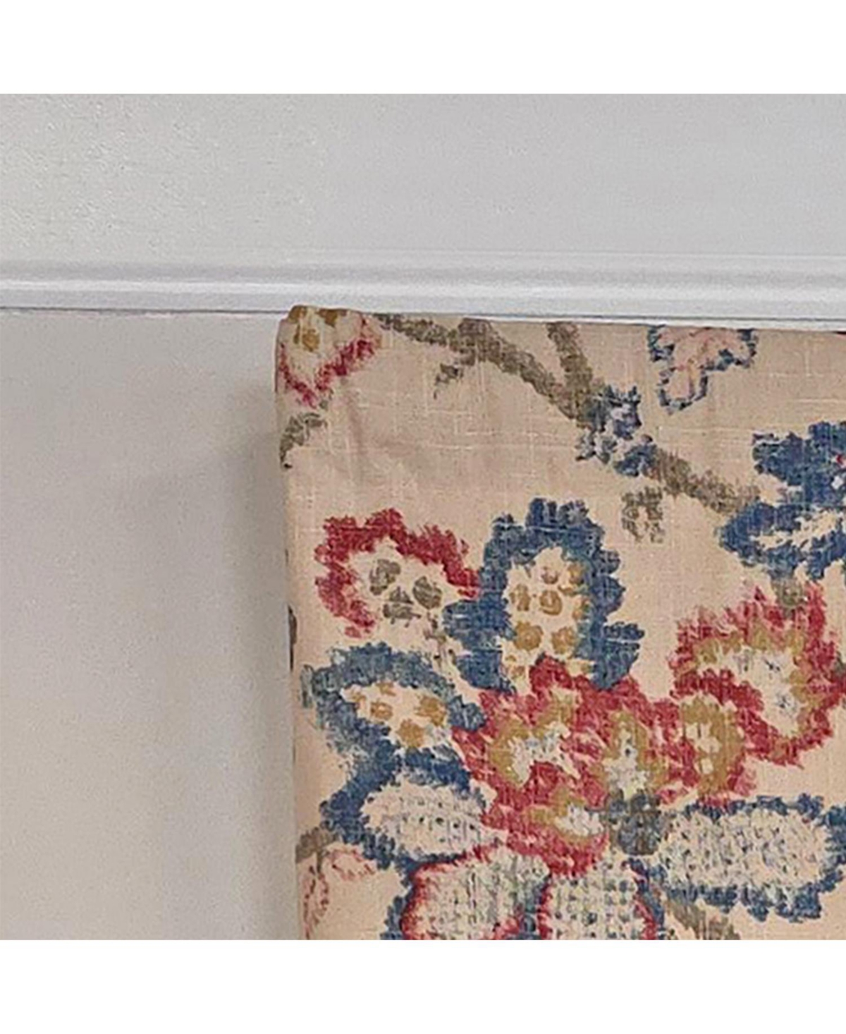 Rlf Home Silvia Regal 100% Cotton Rod Pocket Lined Window Valance 50" x 17" Multi