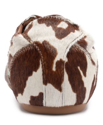 Women's Eight Lace-Up Sneaker