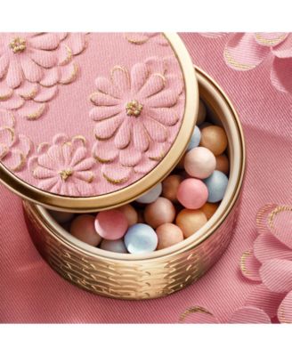 Limited Edition M&eacute;t&eacute;orites Blooming Glow Light-Revealing Pearls of Powder