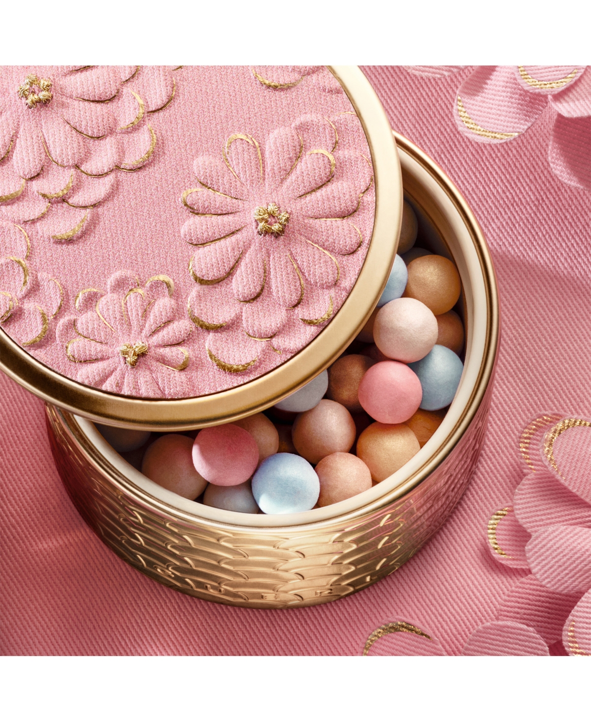 Guerlain Limited Edition Meteorites Blooming Glow Light-Revealing Pearls of Powder