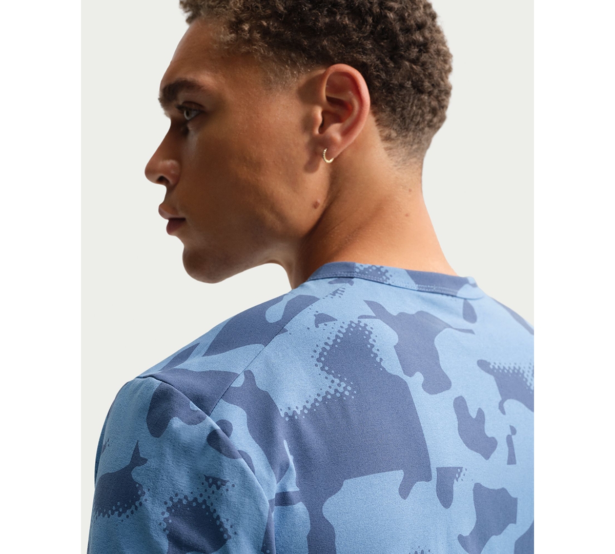 Nike Men's Hyverse Dri-fit Uv Short-Sleeve Training Crewneck T-Shirt