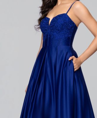 Juniors' Long Lamour Applique Notch Neck Ball Gown
