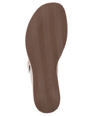 Women's Olana Buckle Round Toe Wedge Sandals