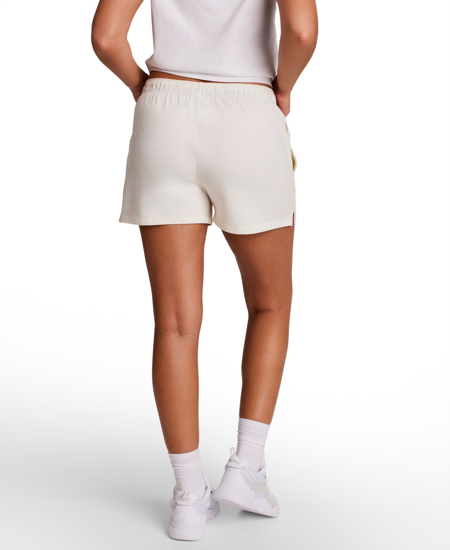Женские шорты Champion C Logo, цвет: Unbleached Cotton — фото 4