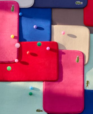 Crocodile Memory Foam Bath Rug, 19" x 30"