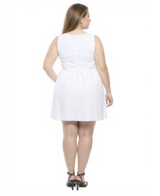 Plus Size Round Neck Sleeveless Mini Shift Dress