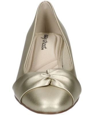 Lyanna Women's Block Heel Pumps