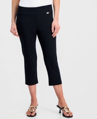 Petite Tummy-Control Pull-On Capri Pants