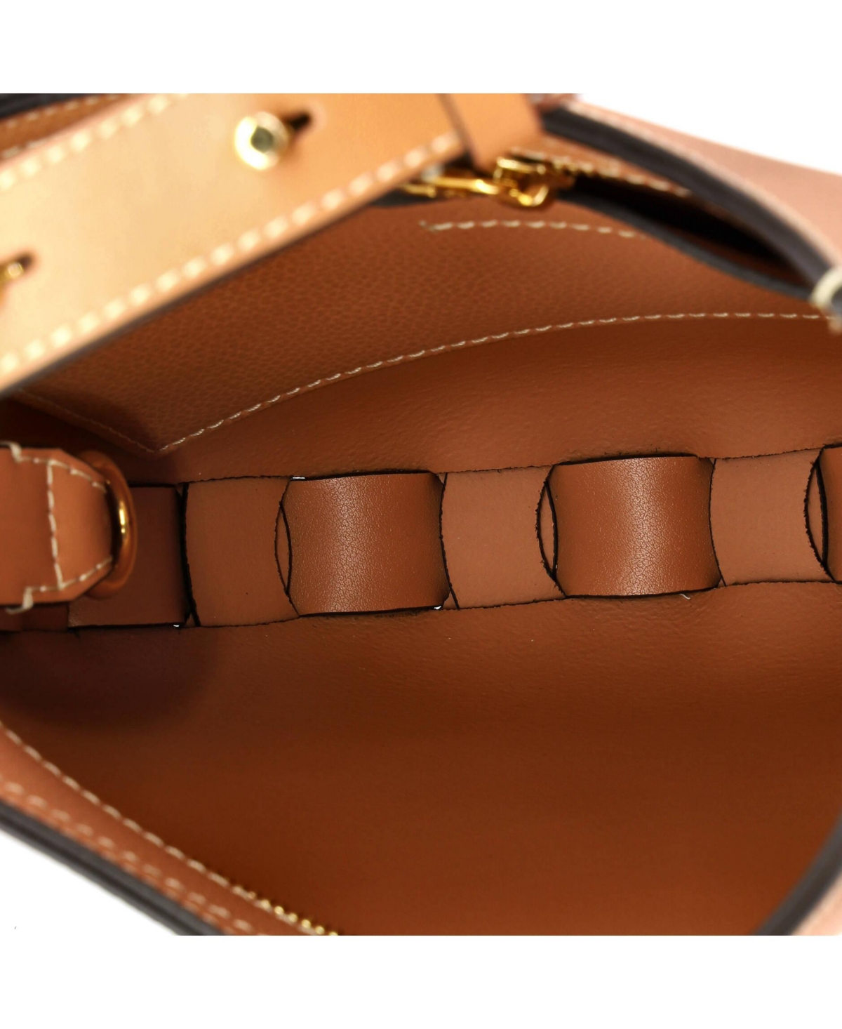 Pre-Owned Chloe Small Darryl Hobo Leather