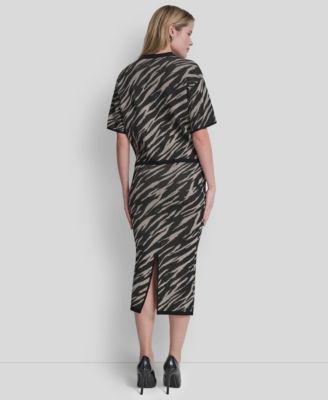 Women's Pointelle Jacquard Animal Print Pull-On Sweater