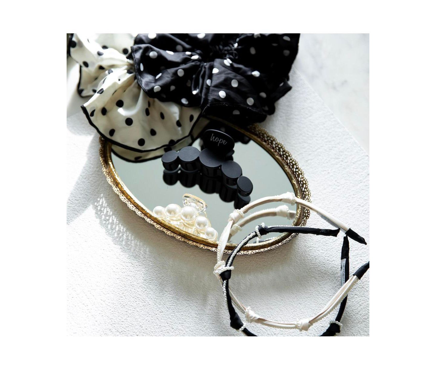 Женские аксессуары для волос Headbands of Hope Knotted Satin Headband - Ivory Pearl — фото 10
