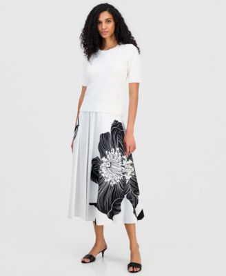 Women's Floral-Appliqu&eacute; Short-Sleeve Sweater