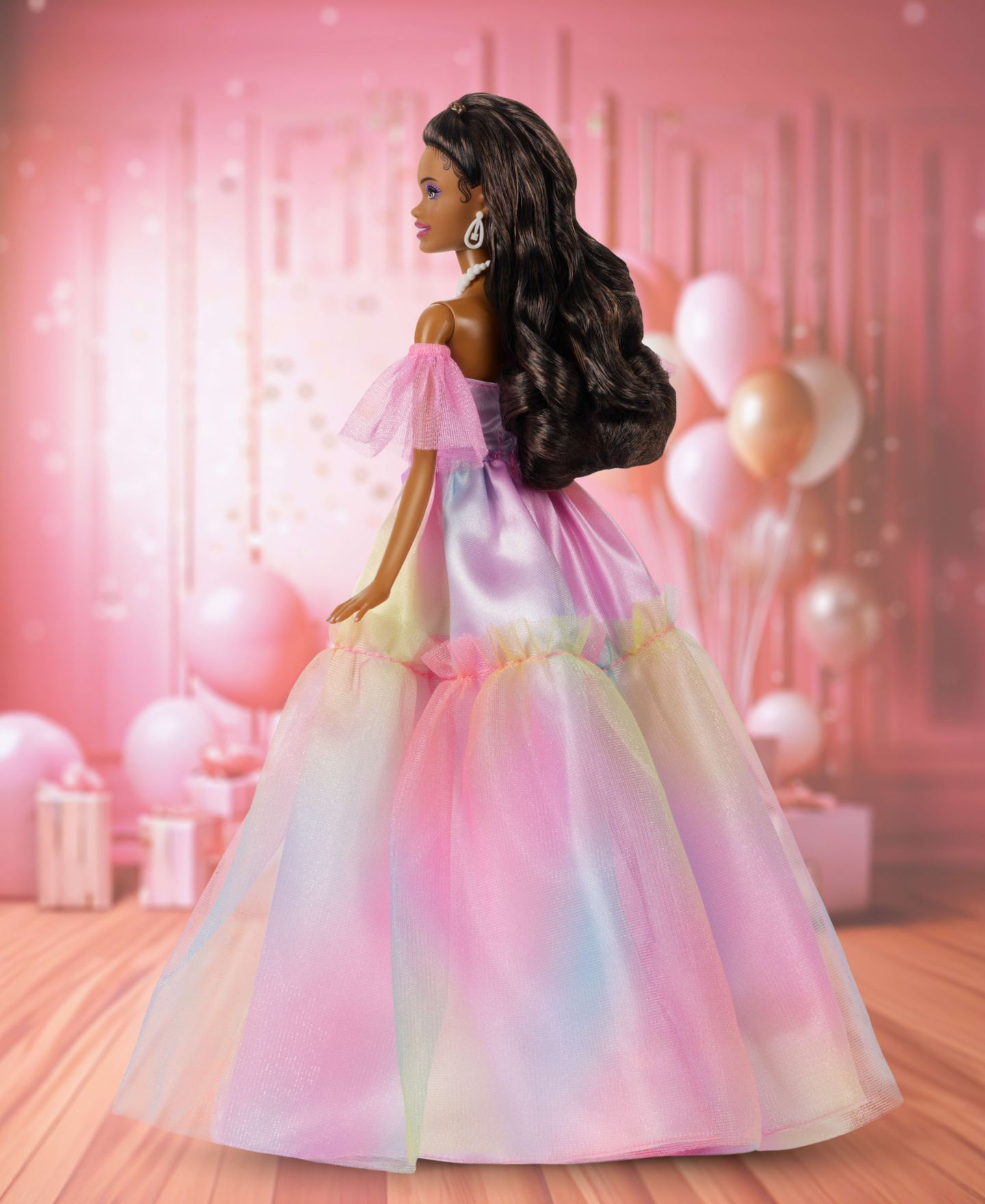 Коллекционная кукла Barbie Signature Birthday Wishes — фото 4