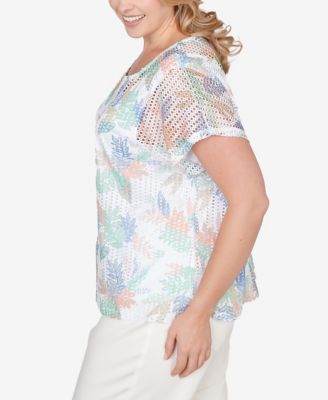 Plus Size Printed Oval Texture Keyhole Top