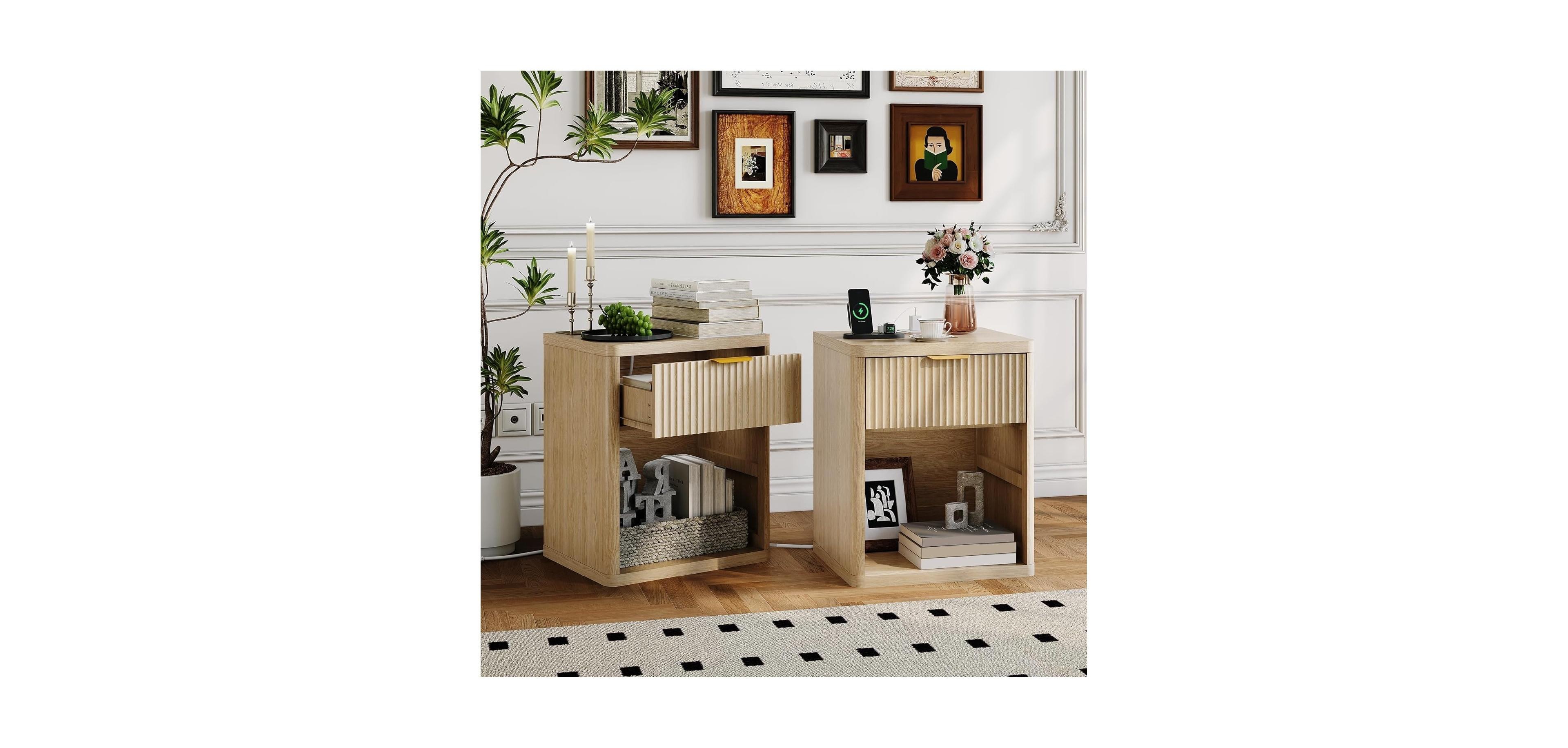gaomon Set of 2 Natural Fluted Nightstands, Bedside Table with Charging Station Drawers & Open Storage