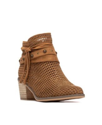 Women's Refresh Collection Suede Ankle Booties