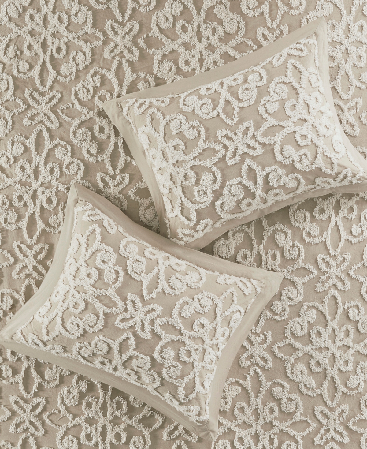 Madison Park Sabrina Tufted Chenille 3-Pc. Bedspread Set, Full/Queen