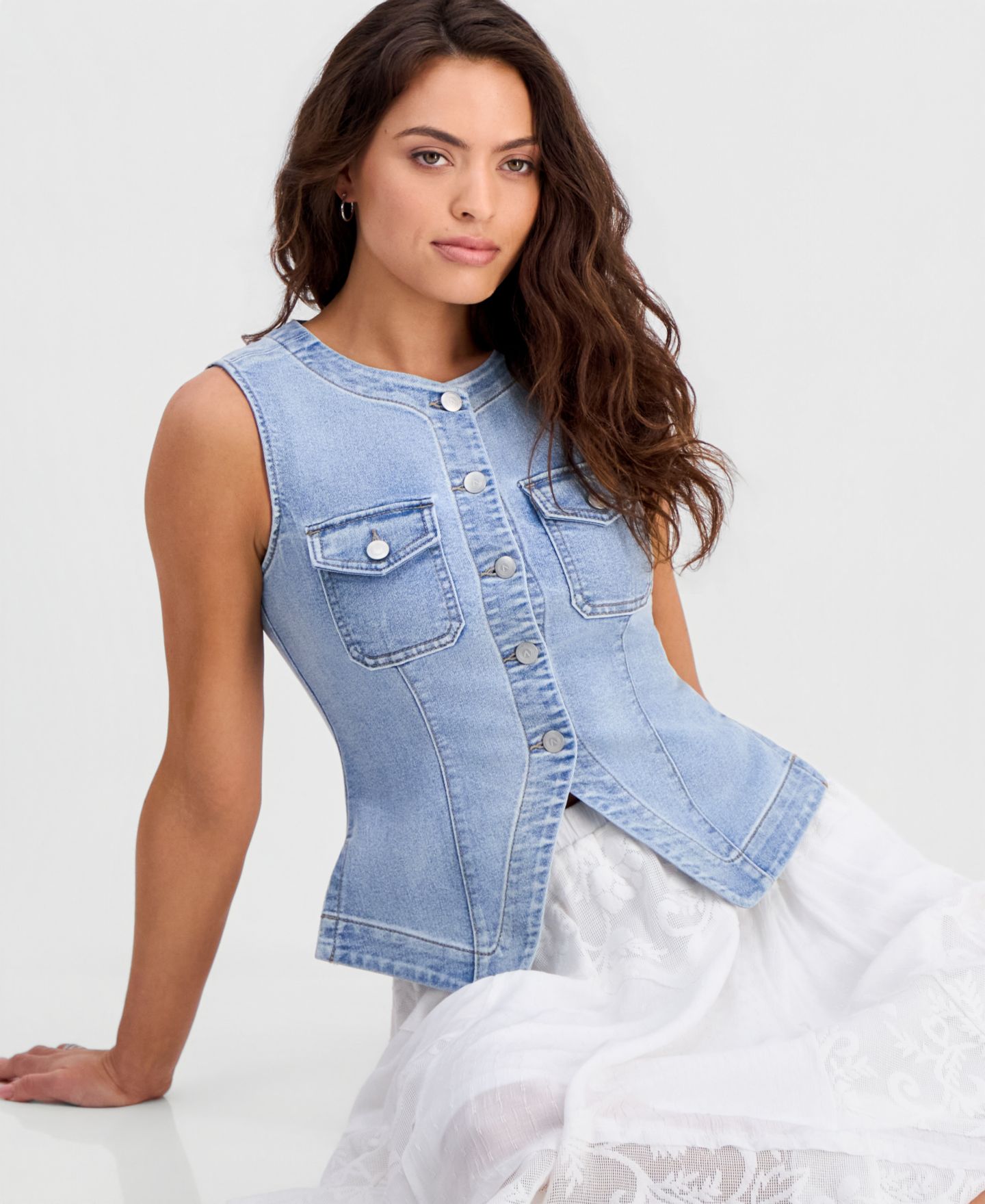 Женский жилет And Now This Petite Denim Flyaway Vest, цвет: Светлая варка — фото 3