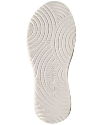 Women's Cloudsteppers Solevana Weave Slip On Sneakers