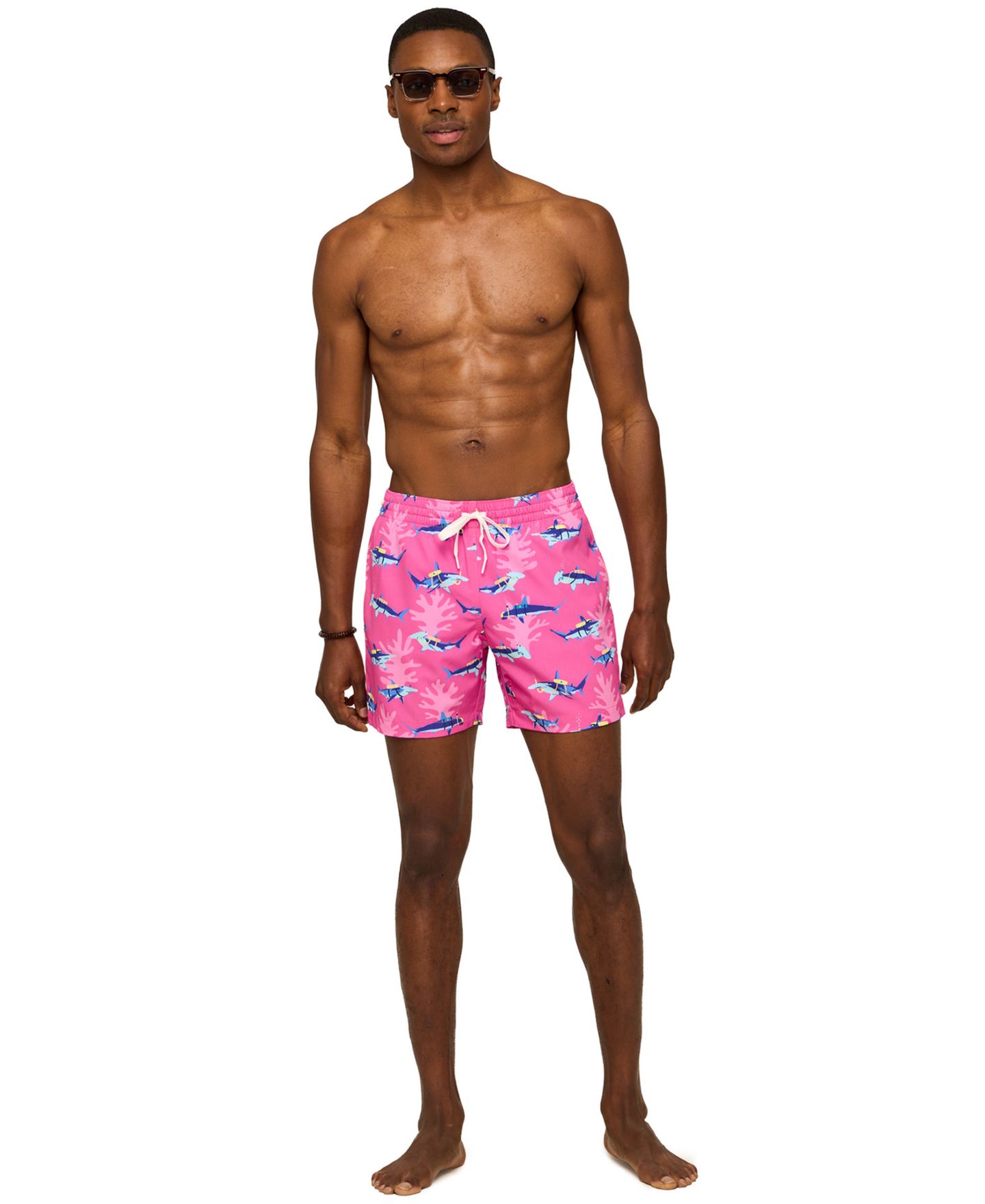 Плавки The Great Pink Sharks 5.5" для мужчин — Chubbies, цвет: Яркий розовый — фото 2