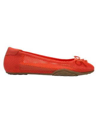 Women's Onyx Slip-On Flat Sneakers