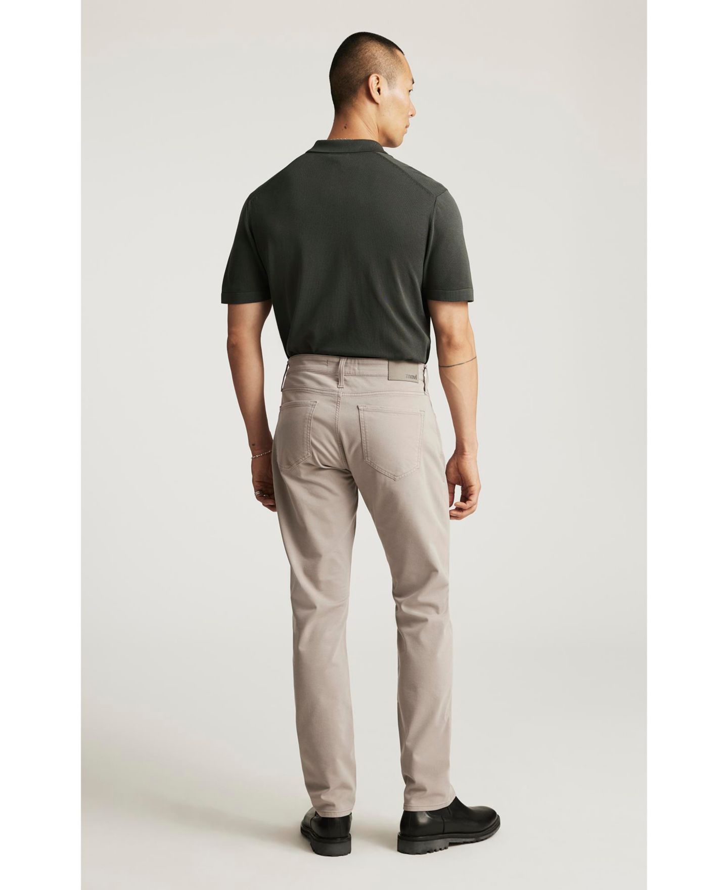 Мужские джинсы Mavi Jeans Marcus Slim Straight Leg in Porcelain Athletic, цвет: Бежевый — фото 2