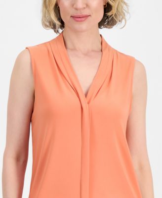 Women's V-Neck Sleeveless Top