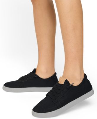 Women's Mauka Lace Ups Sneakers