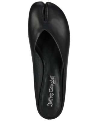 Women's Cabalina Split Toe Slip-On Flats