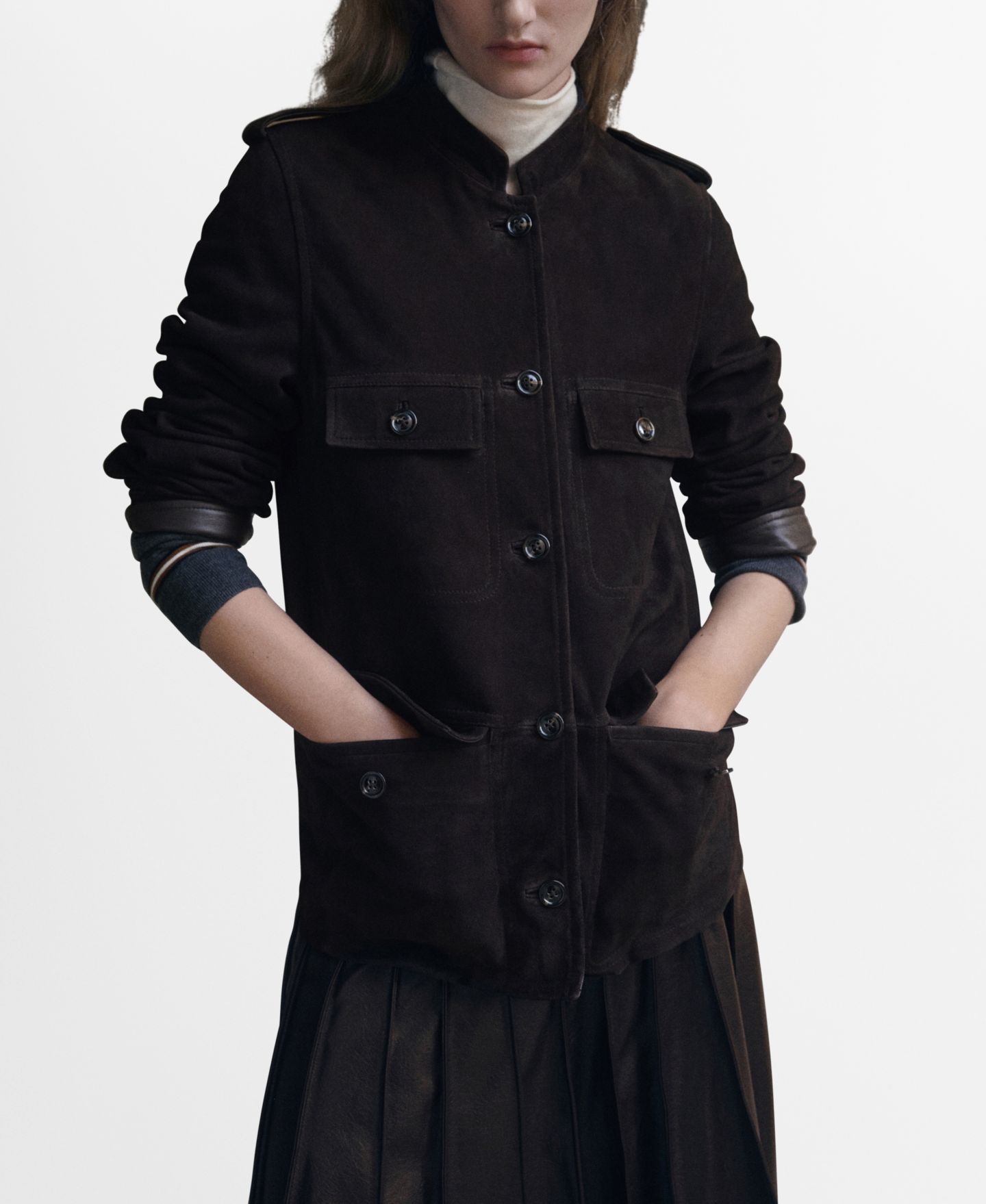 Женская куртка MANGO Band Collar Suede, цвет: Коричневый — фото 4