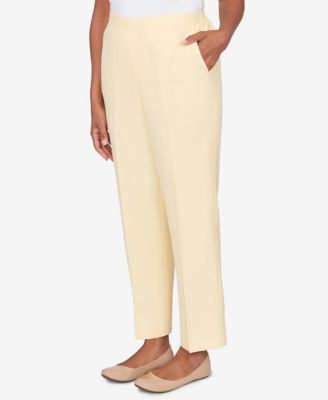 Women's  Al Fresco Tailored Flat Front Slant Pocket Short Length Pant