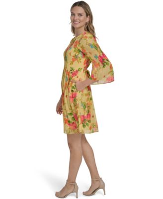 Petite Bell-Sleeve Jewel Neck Pleated Dress