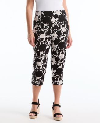 Plus Size Floral Riveted Vent Printed Capri Pants